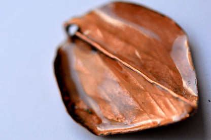 Hearth Leaf_Pendent