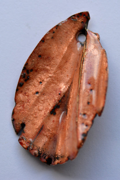 Pear Leaf_Pendent